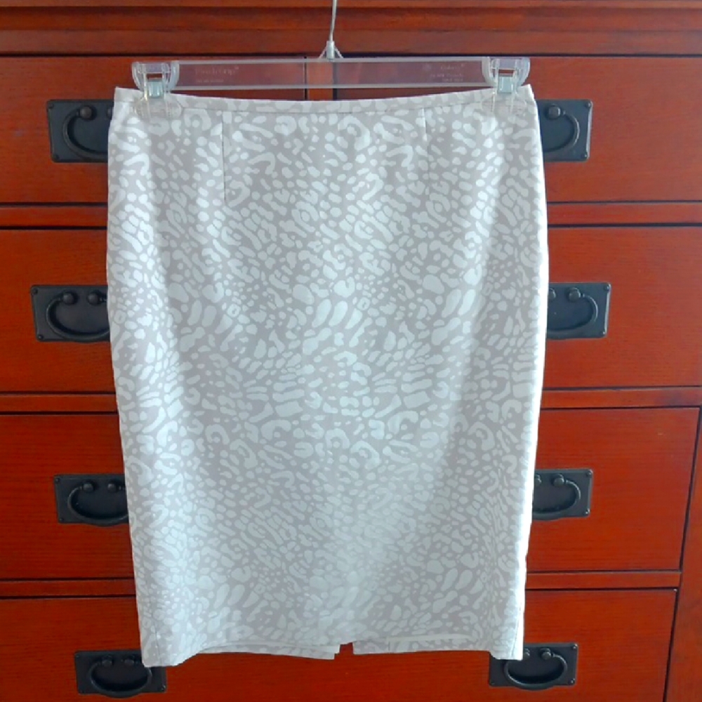Calvin Klein Casual Elegant Beige Patterned Skirt